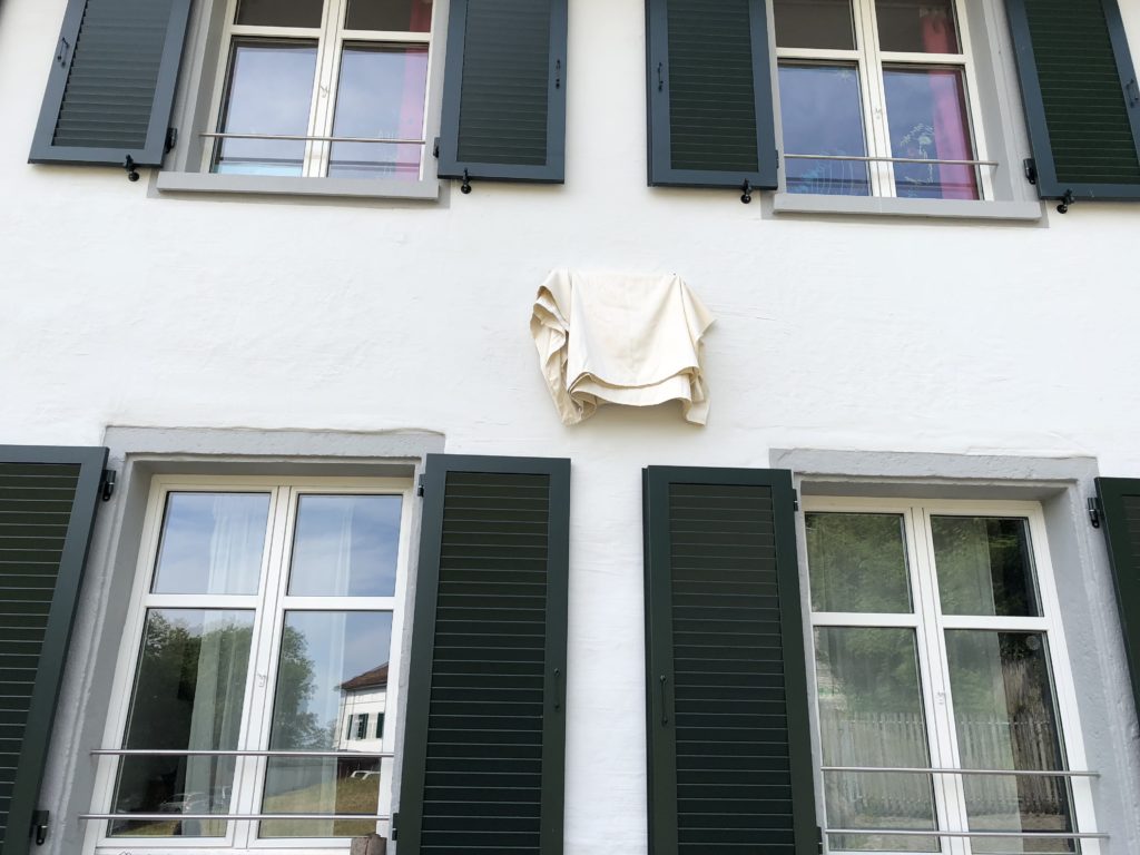 Solothurn, Bergstrasse 49: Sealsfield-Tafel 2018